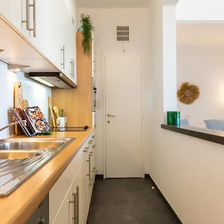 Huswell - Beautiful Spacious With Frontal Sea View 公寓 克诺克－海斯特